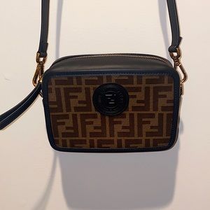 NWOT Fendi Camera Cross Body Bag